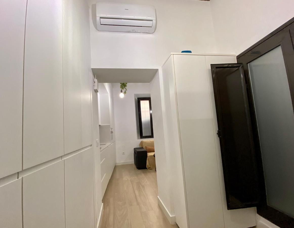 Apartament Cosy Studio In Alameda District Sewilla Zewnętrze zdjęcie